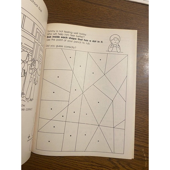 Vintage 1986 Creative Child Press Invisible Ink Activity Books Quiz Lot Of 3 NOS - Picture 3 of 12